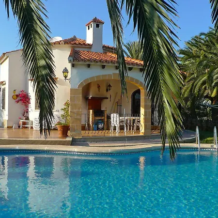 Holiday home Holiday El Paradiso